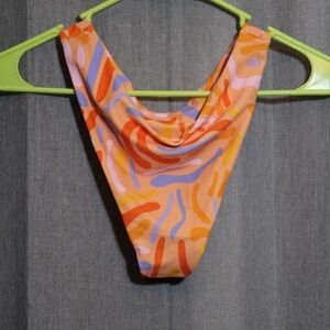 Brand new! Super cheeky bikini bottoms size small